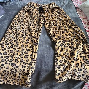 Leopard Print woman’s Bottoms